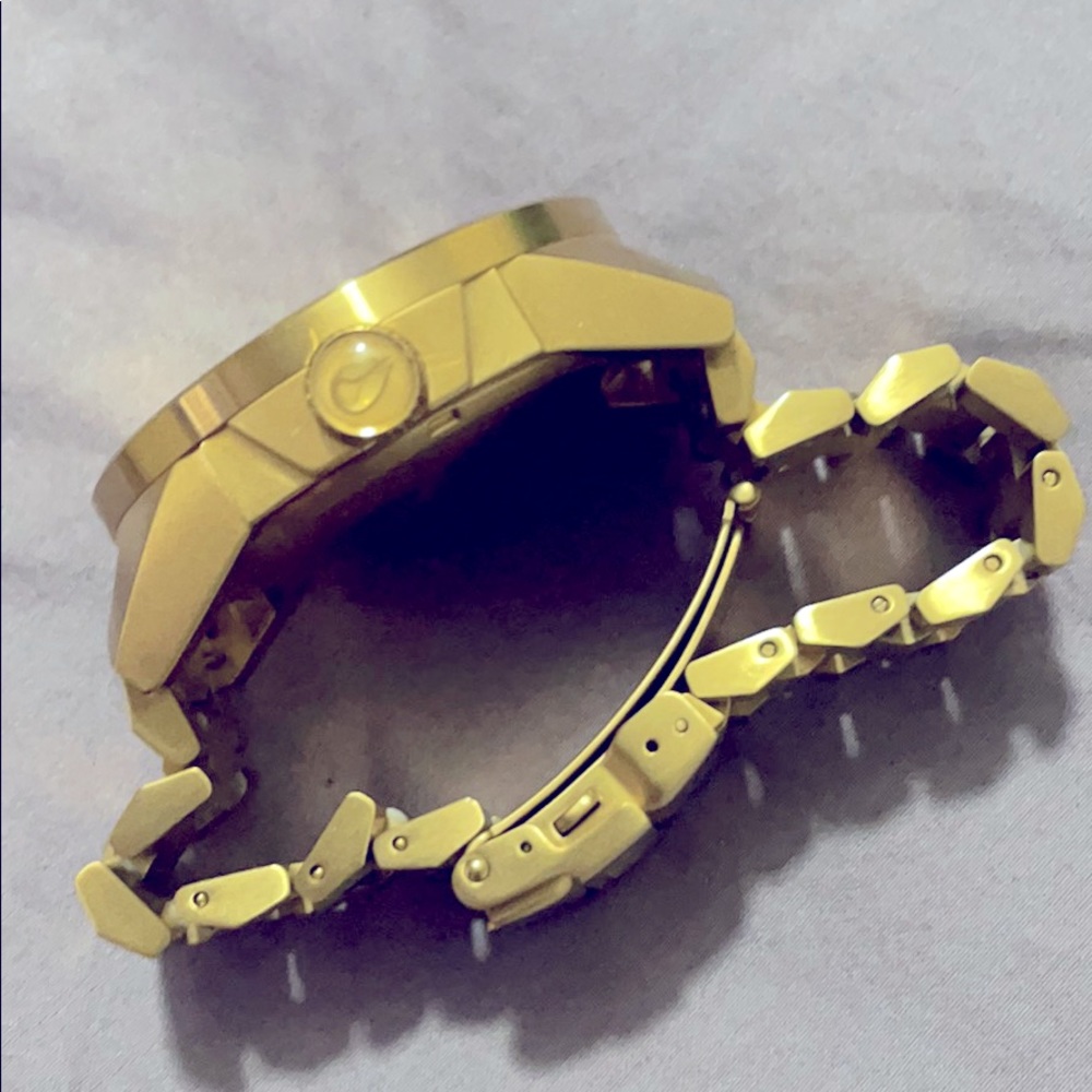 Nixon Watch